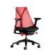 Vista frontal de una silla de oficina roja Sayl de Herman Miller, diseñada por Yves Béhar.