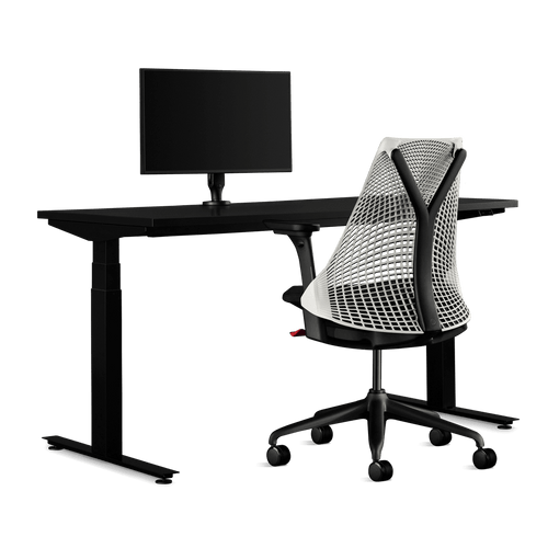 Paquete de juegos de Herman Miller, que incluye un escritorio para trabajar de pie Nevi, un brazo para monitor Ollin y una silla Sayl en blanco estudio.