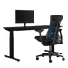Paquete de juegos de Herman Miller, que incluye un escritorio para trabajar de pie y sentado Nevi, un brazo para monitor Ollin y una silla Logitech G Embody en cian.